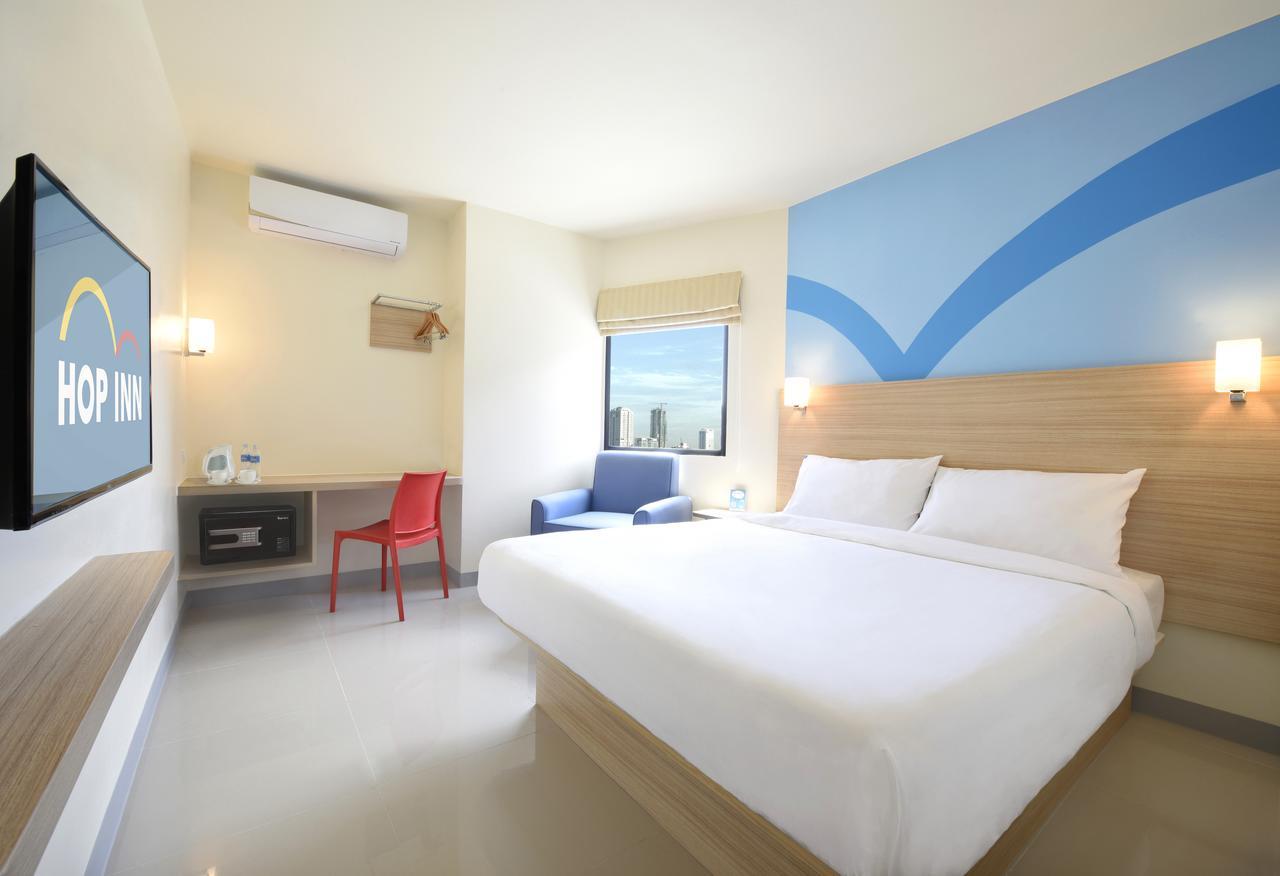 Hotel Hop Aseana Manila