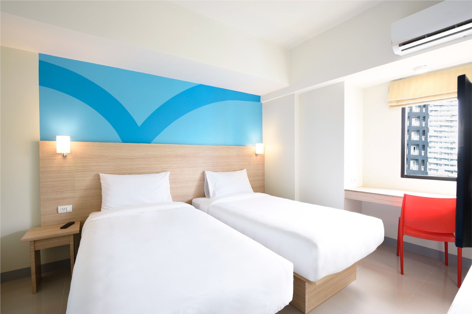 Hop Aseana Manila Hotel 3*
