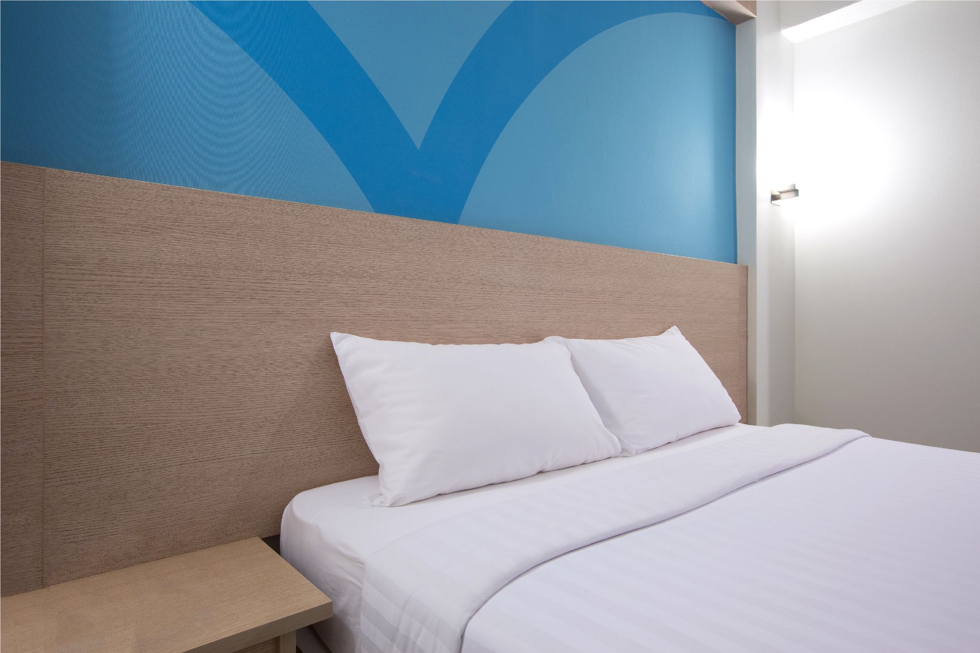 Hop Aseana Manila Hotel 3*